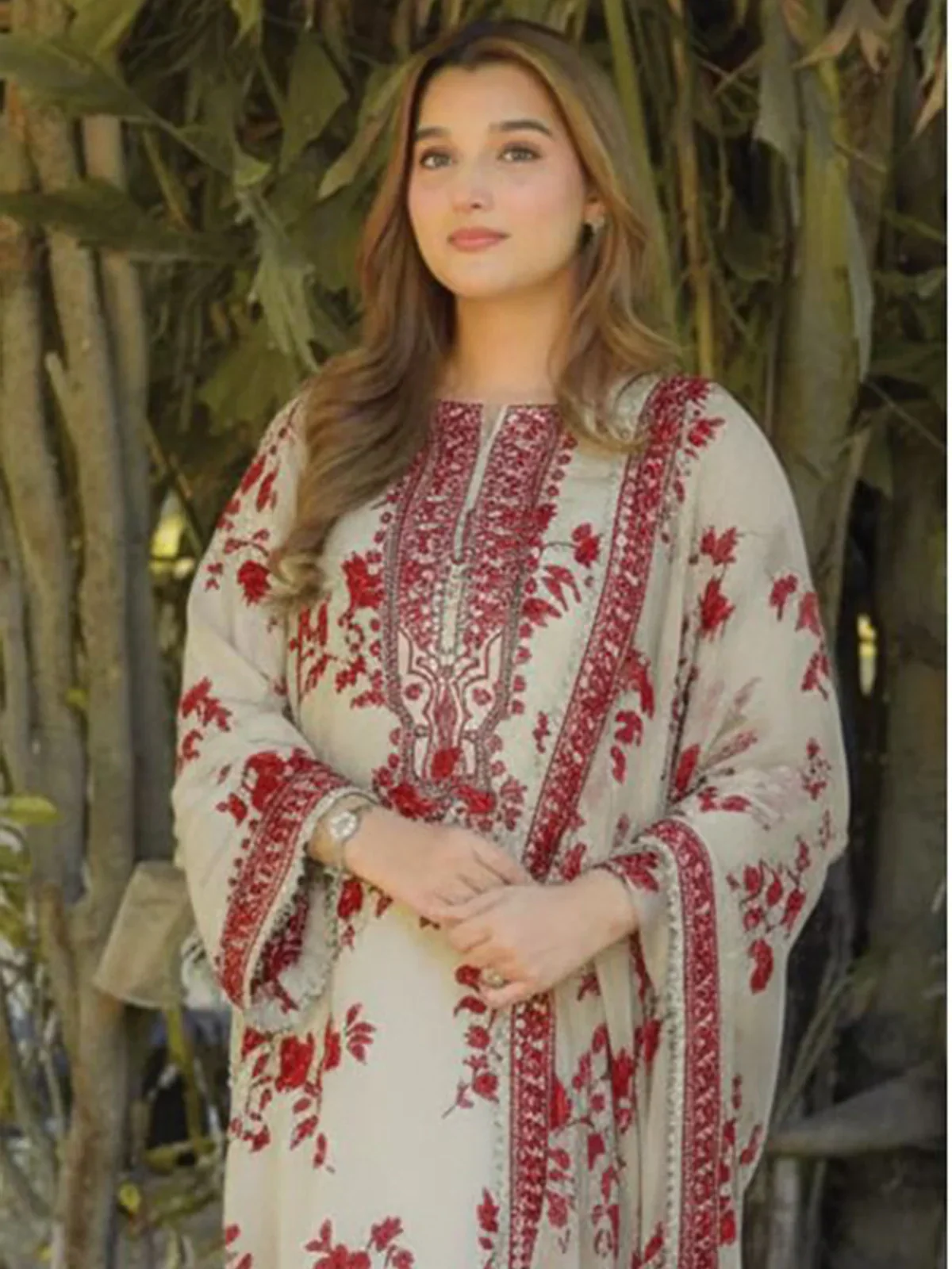 LUXURY LAWN 3PCS STITCHED | LL-1764-US