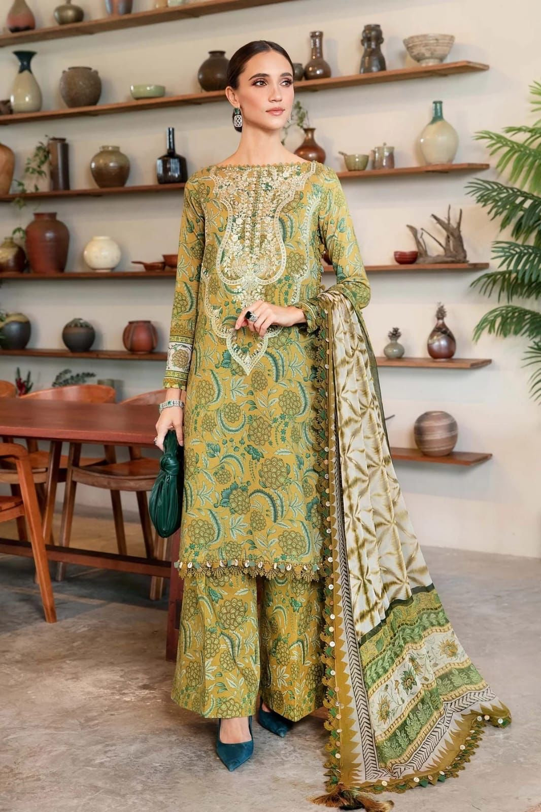 LUXURY LAWN 3PCS STITCHED | LL-1753-US