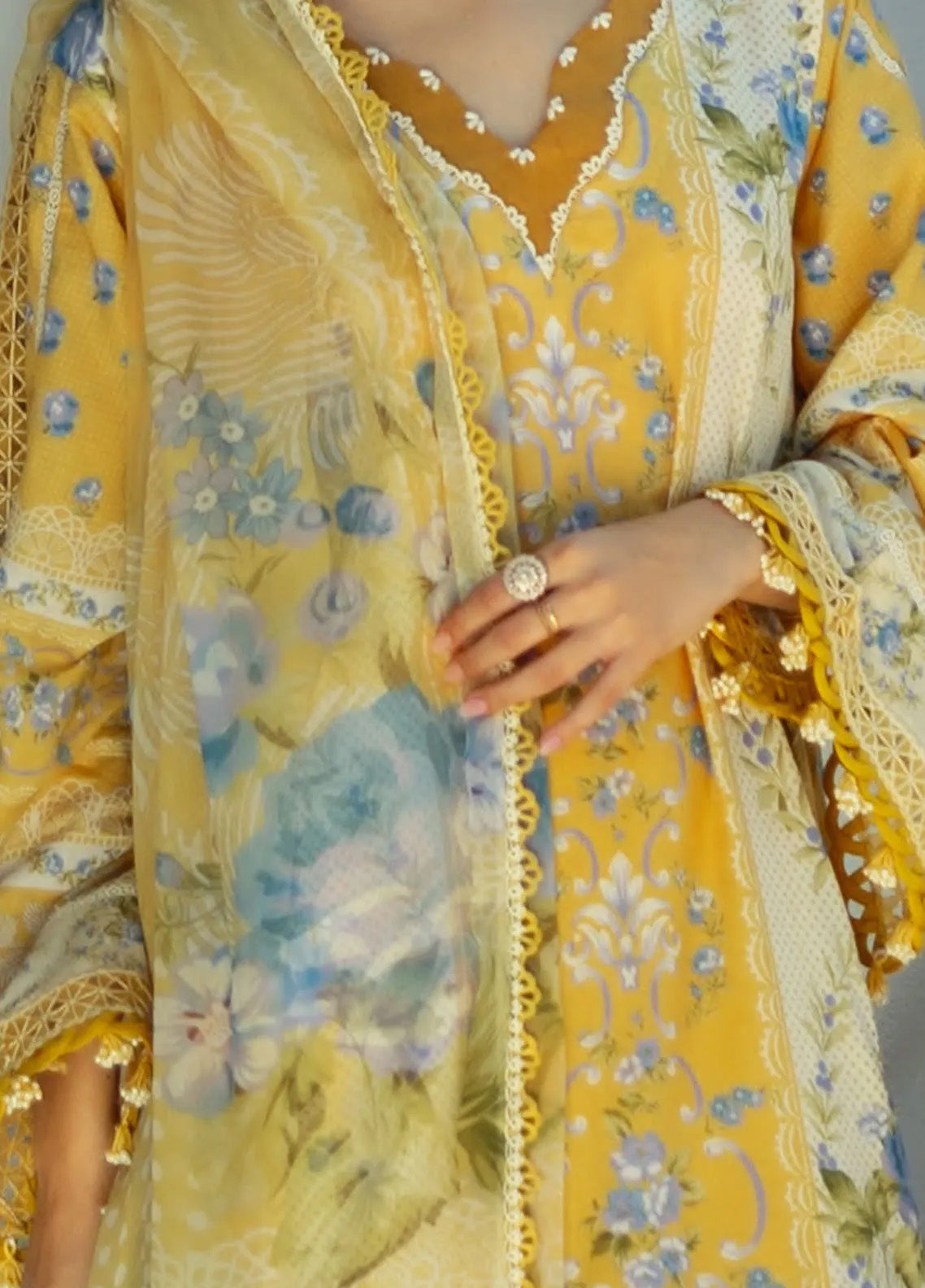LUXURY LAWN 3PCS STITCHED | LL-1768-US