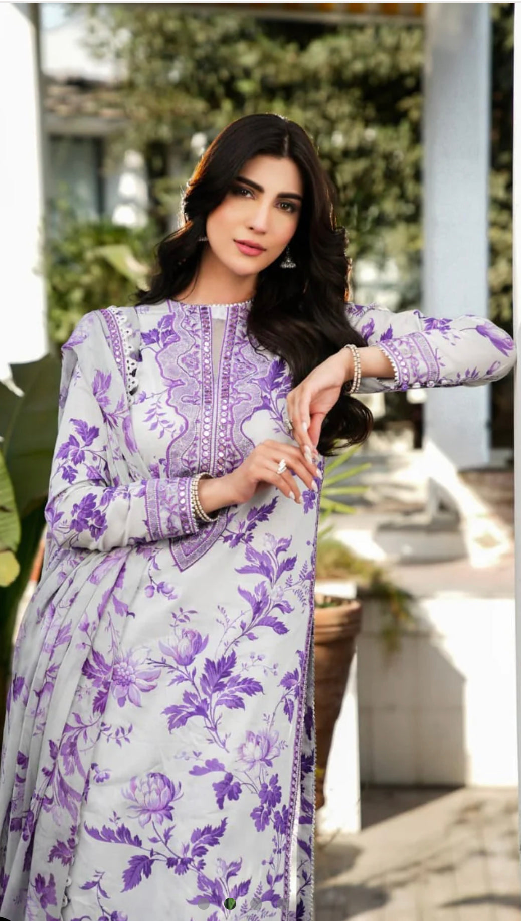 LUXURY LAWN 3PCS STITCHED | LL-1733-US