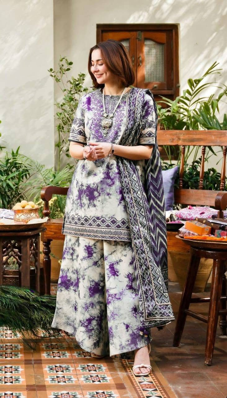 LUXURY LAWN 3PCS STITCHED | LL-1762-US
